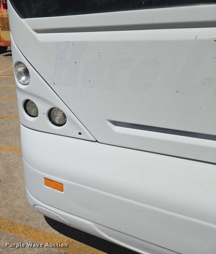 image for item EU3606 2005 Van Hool C2045 coach bus