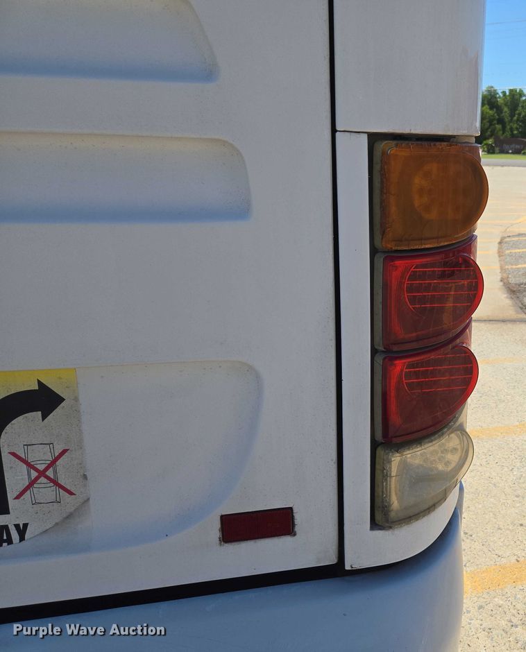 image for item EU3606 2005 Van Hool C2045 coach bus