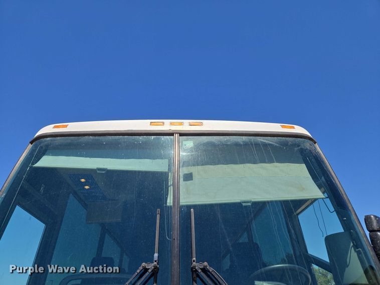 image for item EU3606 2005 Van Hool C2045 coach bus