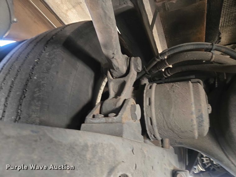 image for item EU3606 2005 Van Hool C2045 coach bus