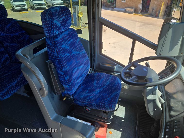 image for item EU3606 2005 Van Hool C2045 coach bus