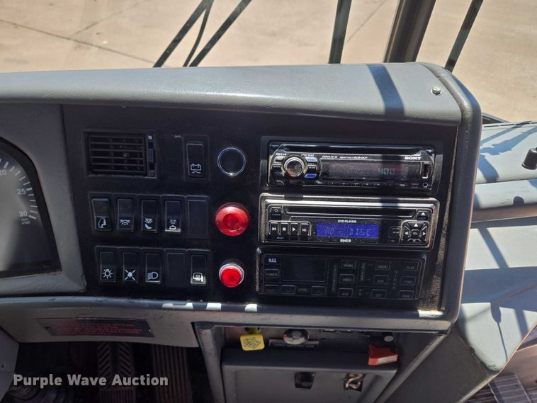 image for item EU3606 2005 Van Hool C2045 coach bus