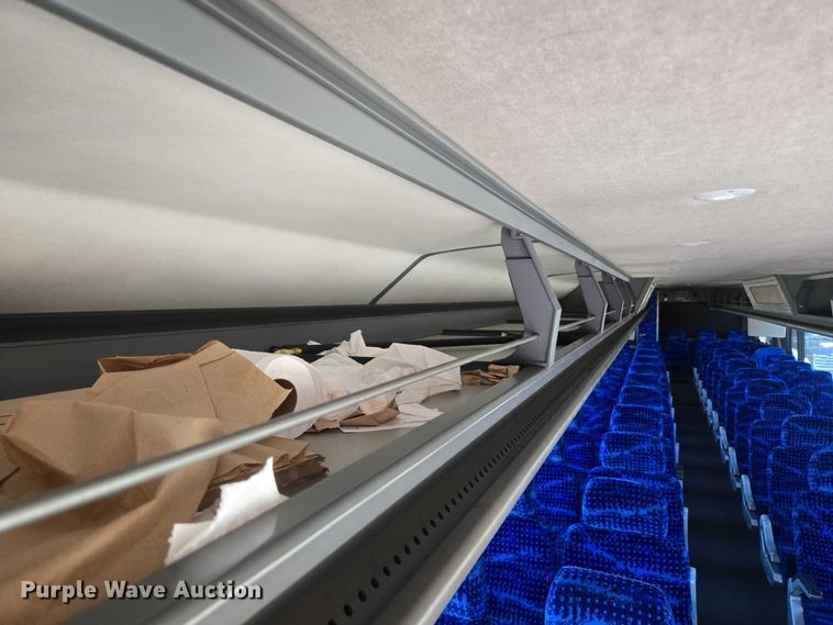 image for item EU3606 2005 Van Hool C2045 coach bus