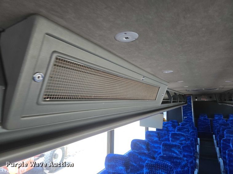 image for item EU3606 2005 Van Hool C2045 coach bus