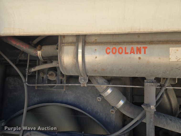 image for item EU3606 2005 Van Hool C2045 coach bus