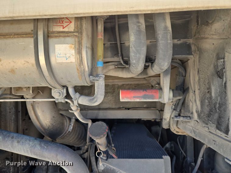 image for item EU3606 2005 Van Hool C2045 coach bus