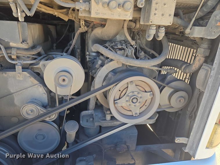 image for item EU3606 2005 Van Hool C2045 coach bus