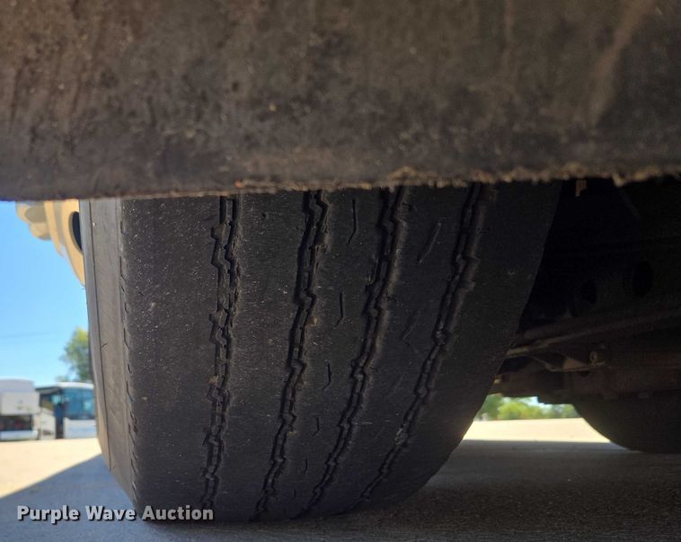 image for item EU3606 2005 Van Hool C2045 coach bus