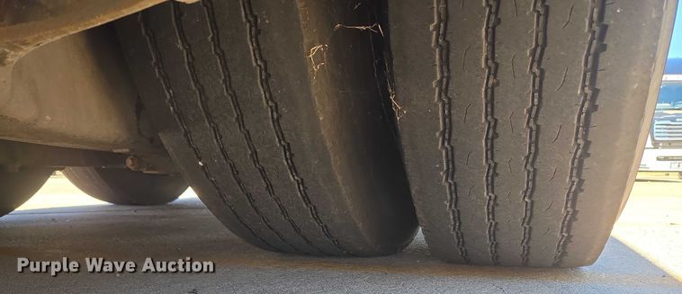 image for item EU3606 2005 Van Hool C2045 coach bus