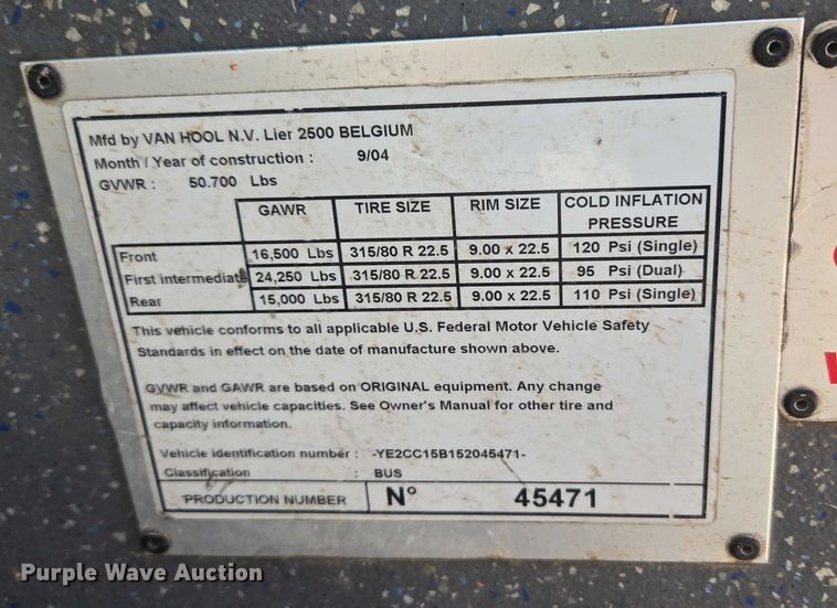 image for item EU3606 2005 Van Hool C2045 coach bus