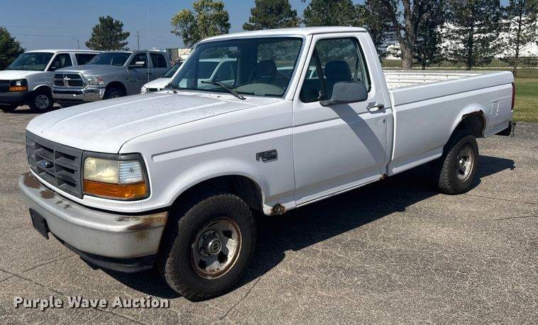 image for item EU6099 1995 Ford F150 pickup truck