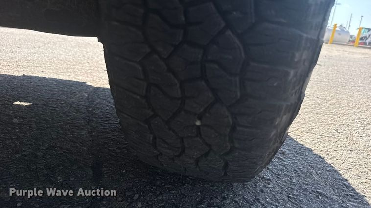 image for item EU6099 1995 Ford F150 pickup truck