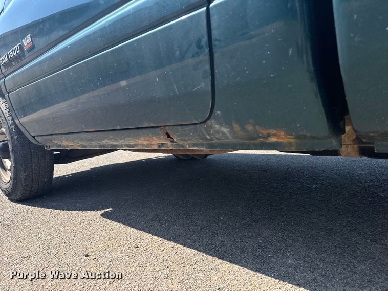 image for item EU6101 1999 Dodge Ram 1500 pickup truck