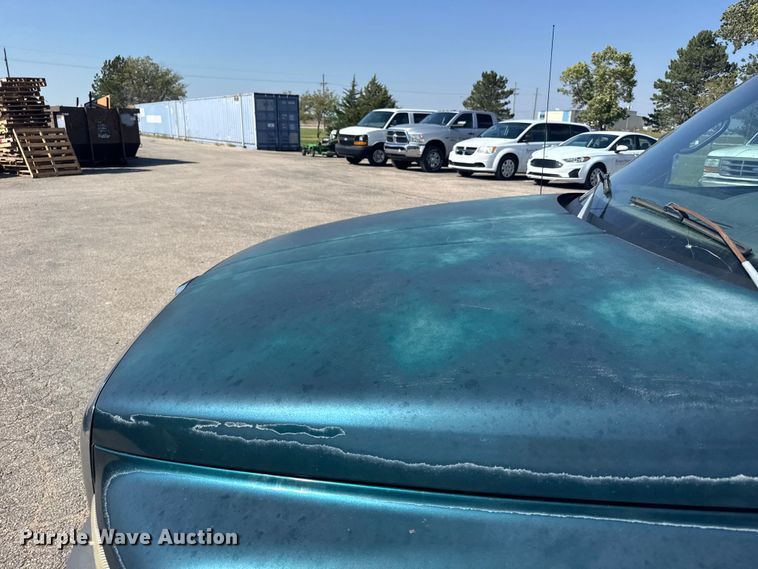 image for item EU6101 1999 Dodge Ram 1500 pickup truck