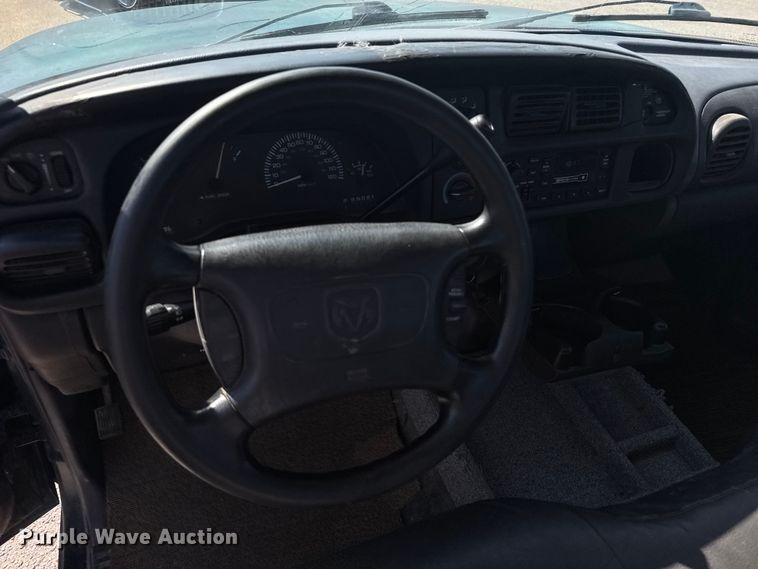 image for item EU6101 1999 Dodge Ram 1500 pickup truck