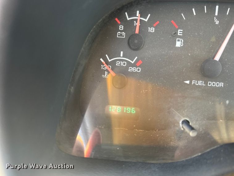 image for item EU6101 1999 Dodge Ram 1500 pickup truck