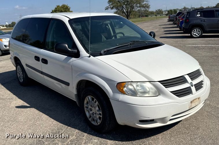 image for item EU6102 2006 Dodge Grand Caravan van