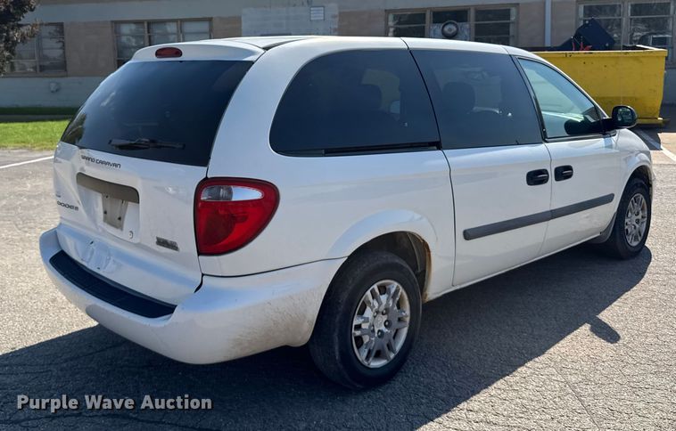 image for item EU6102 2006 Dodge Grand Caravan van