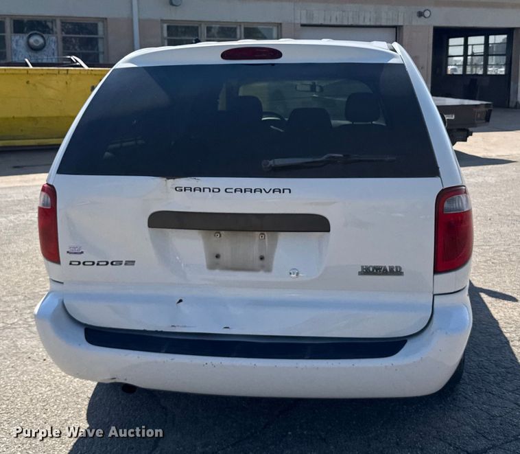 image for item EU6102 2006 Dodge Grand Caravan van