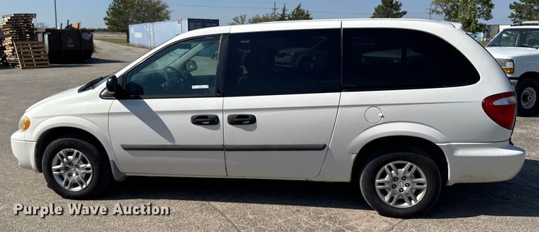 image for item EU6102 2006 Dodge Grand Caravan van
