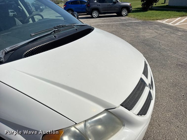 image for item EU6102 2006 Dodge Grand Caravan van