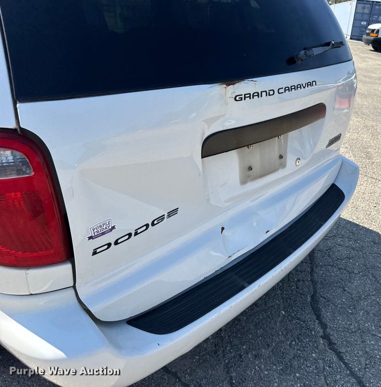 image for item EU6102 2006 Dodge Grand Caravan van