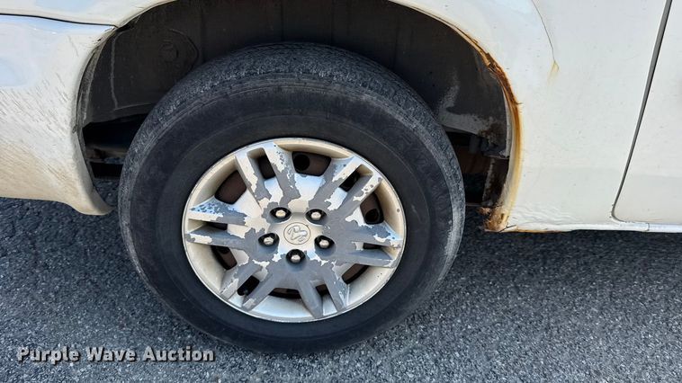 image for item EU6102 2006 Dodge Grand Caravan van