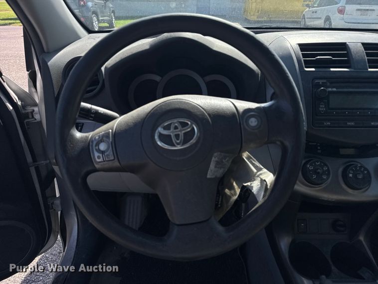 image for item EU6103 2012 Toyota RAV4 SUV