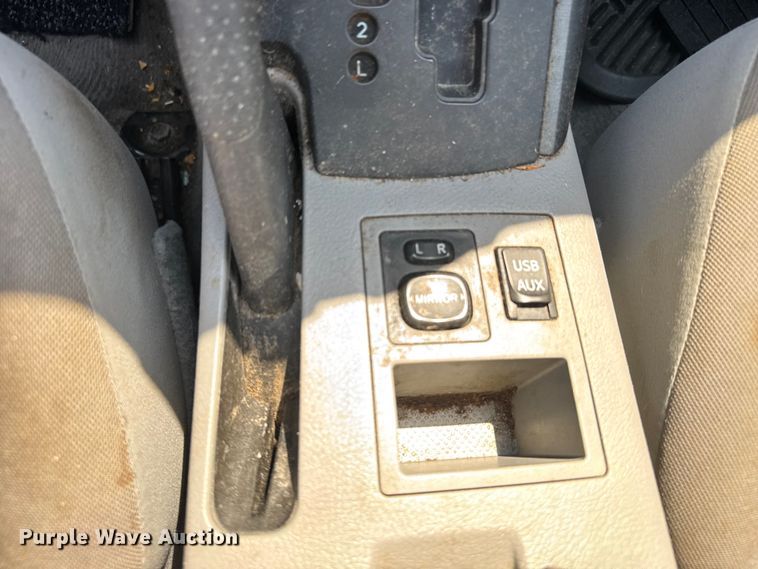 image for item EU6103 2012 Toyota RAV4 SUV