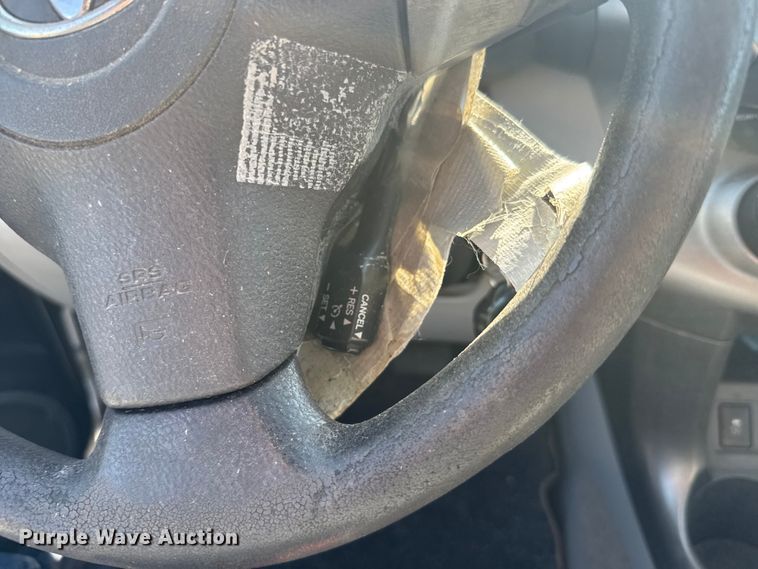 image for item EU6103 2012 Toyota RAV4 SUV