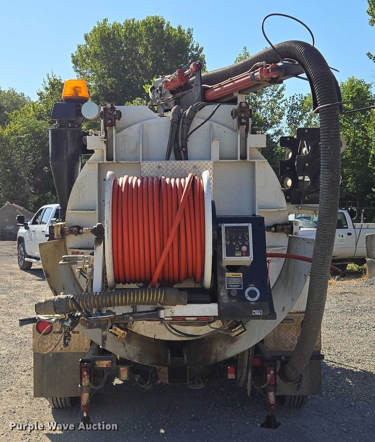 image for item EV1689 2007 Sewer Equipment vacuum excavator