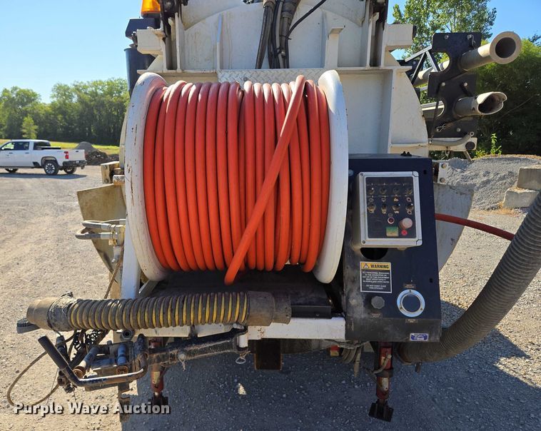 image for item EV1689 2007 Sewer Equipment vacuum excavator