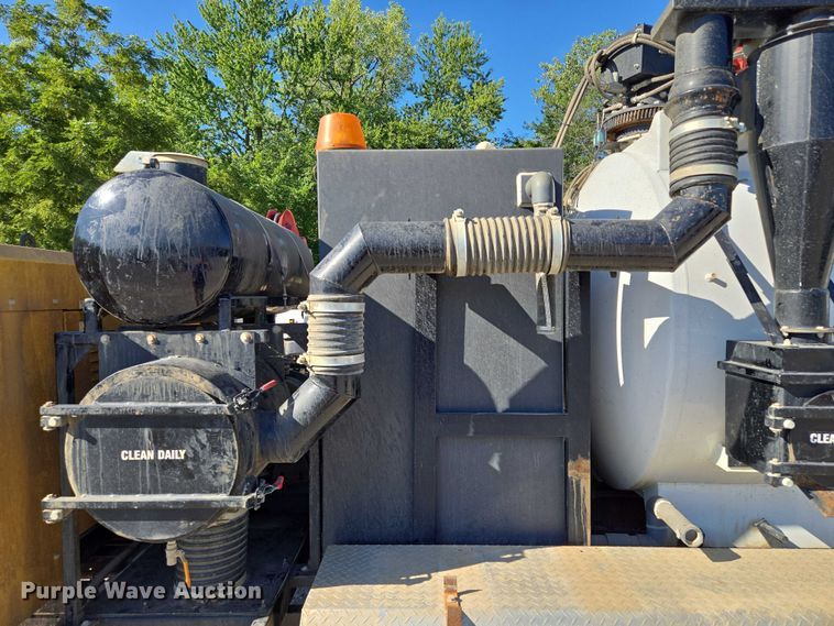 image for item EV1689 2007 Sewer Equipment vacuum excavator