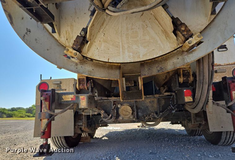 image for item EV1689 2007 Sewer Equipment vacuum excavator