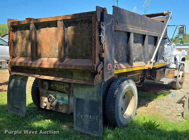image for item EV1692 2000 Chevrolet C6500 dump truck