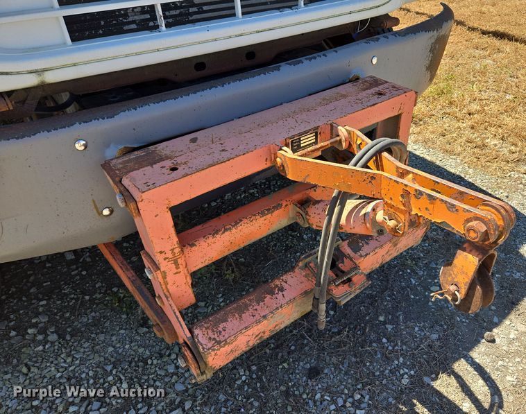 image for item EV1692 2000 Chevrolet C6500 dump truck