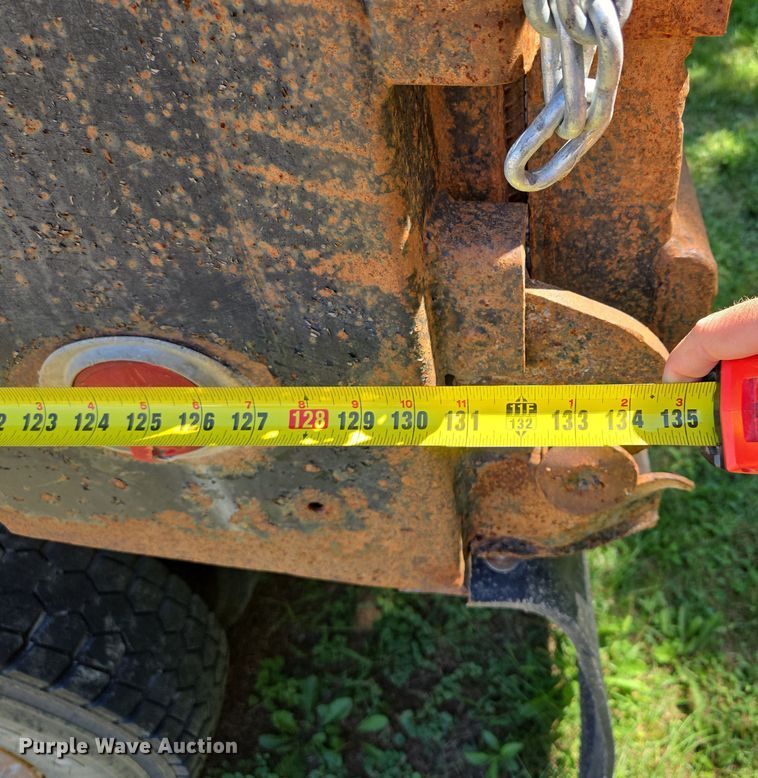 image for item EV1692 2000 Chevrolet C6500 dump truck