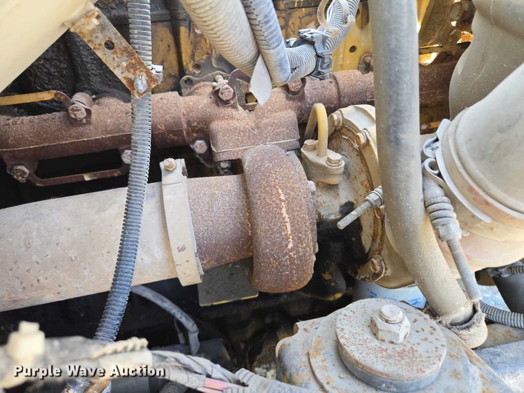 image for item EV1692 2000 Chevrolet C6500 dump truck