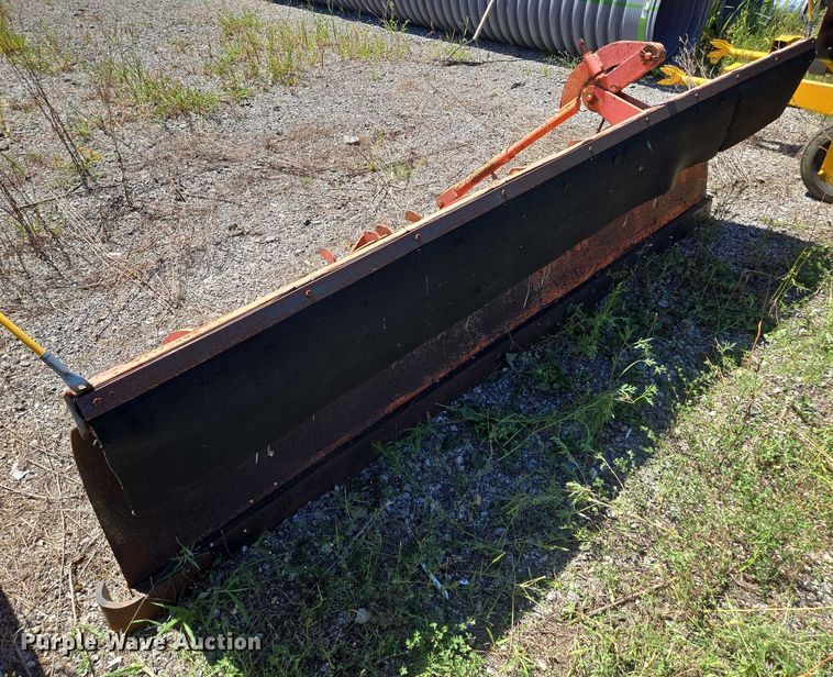 image for item EV1692 2000 Chevrolet C6500 dump truck