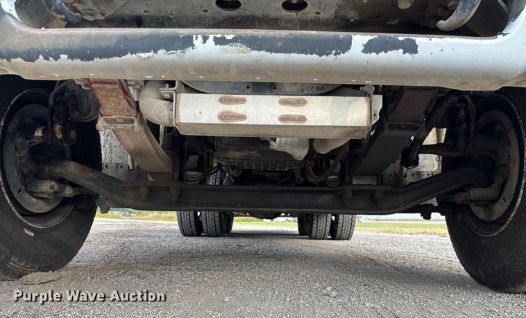 image for item EV3058 2007 Freightliner M2106 refuse truck