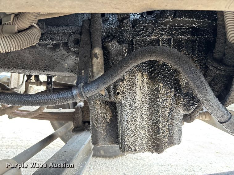 image for item EV3058 2007 Freightliner M2106 refuse truck