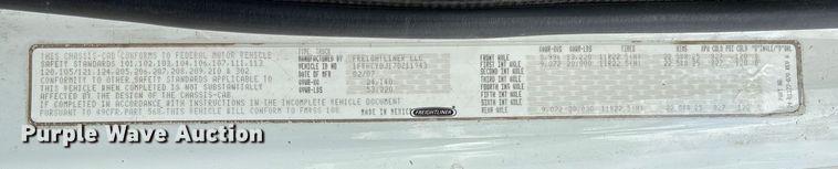 image for item EV3058 2007 Freightliner M2106 refuse truck