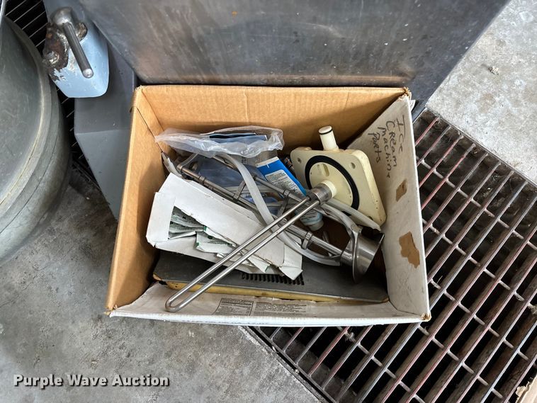 image for item EV3157 Restaurant equipment