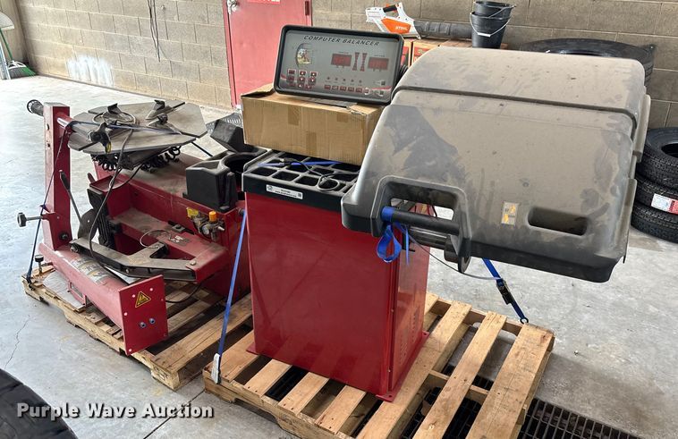 image for item EV3160 Tire machines