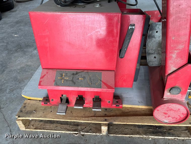 image for item EV3160 Tire machines