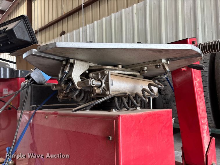 image for item EV3160 Tire machines