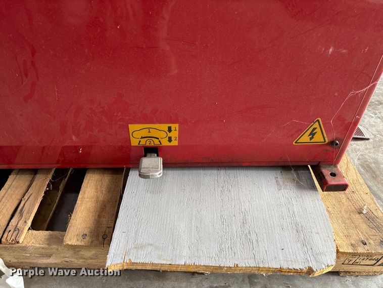 image for item EV3160 Tire machines