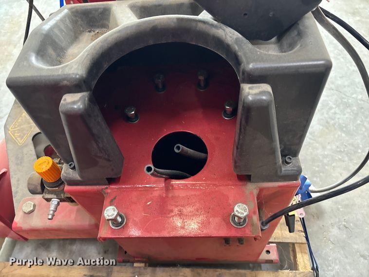 image for item EV3160 Tire machines