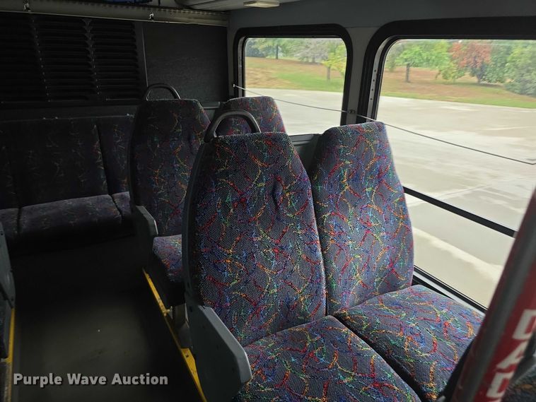 image for item FI0503 2013 Gillig  G27E102N2 shuttle bus