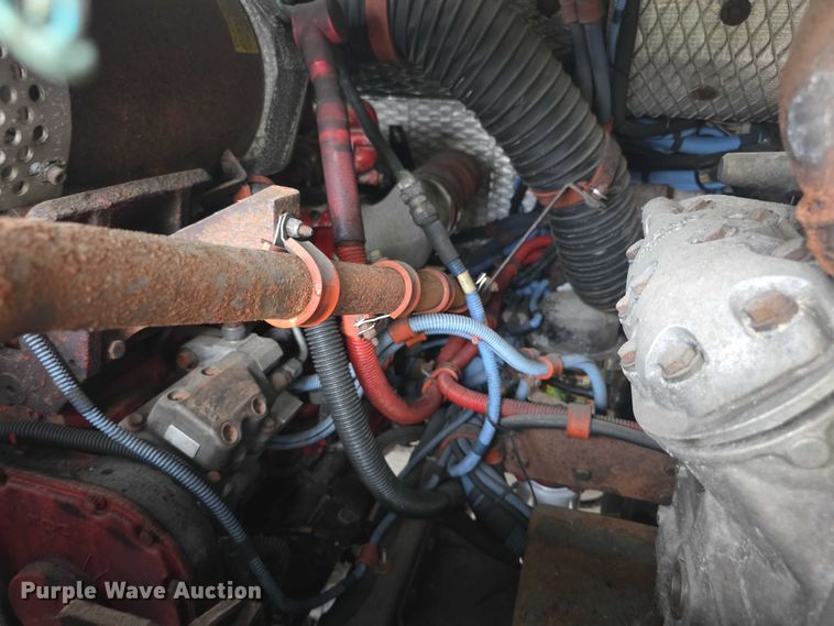 image for item FI0503 2013 Gillig  G27E102N2 shuttle bus